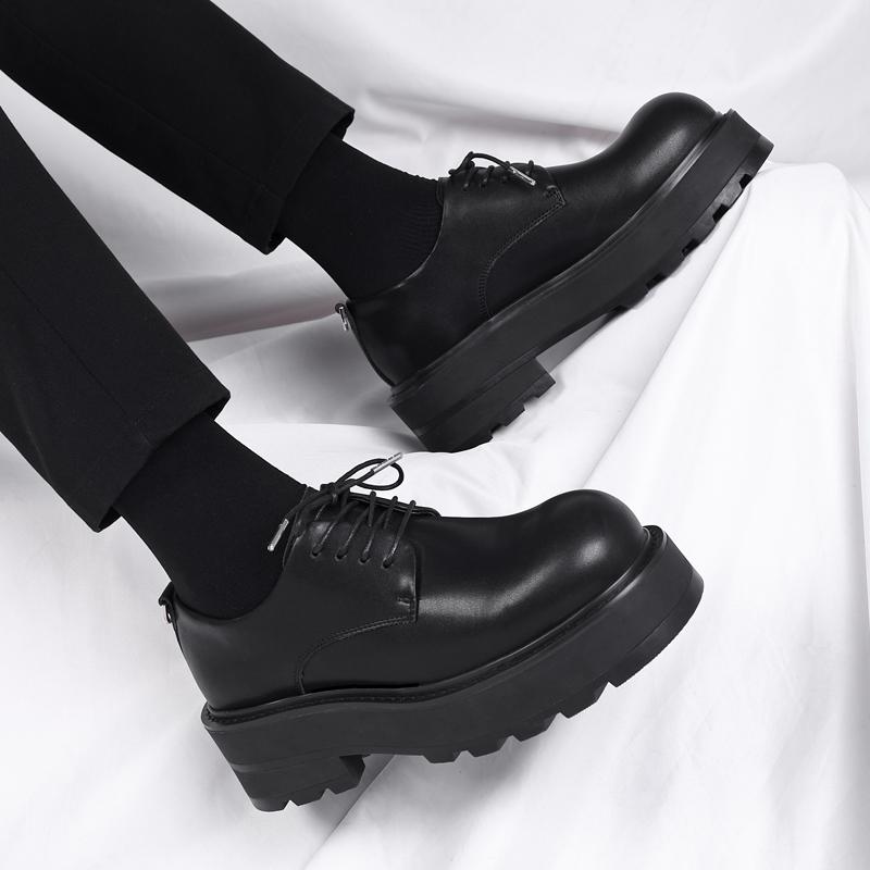 Модные мужские туфли Дерби на толстой подошве. Минималистский стиль от модного дизайнера. Обувь для отдыха на природе, деловых вечеринок, офиса, улицы, прогулок.