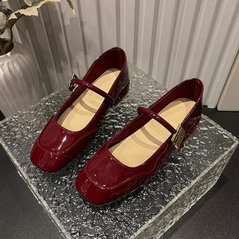 Женские туфли Мэри Джейн, новые модные элегантные туфли с квадратным носком, для банкета, вечеринки, с неглубоким носком, на низком каблуке, на плоской подошве для женщин