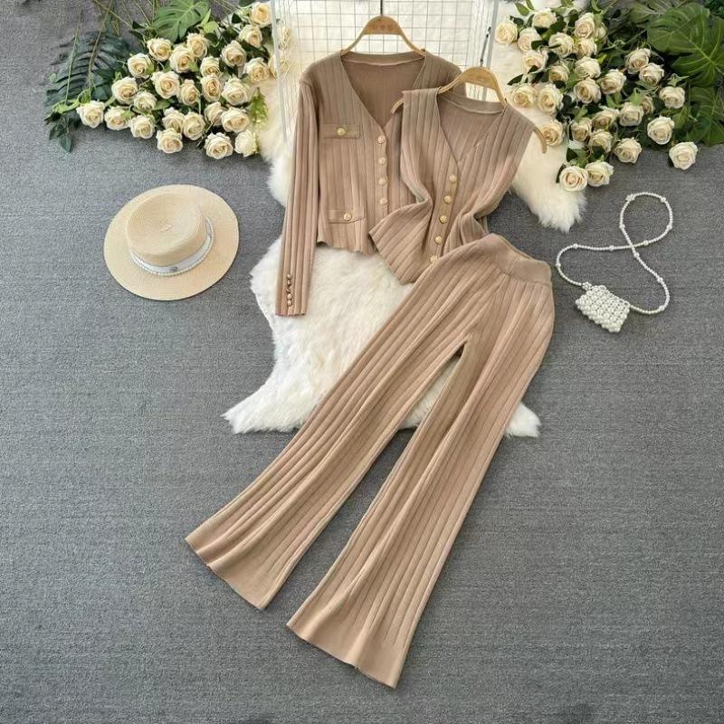 Модный женский костюм, однобортный трикотажный жакет с длинными рукавами и воротником + жилет + прямые широкие брюки с высокой талией, костюм-тройка