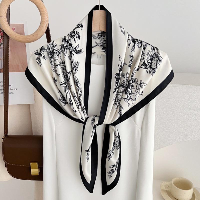 Women S Floral Printed Triangle Scarf Lightweight Sun Protection Versatile Shawl