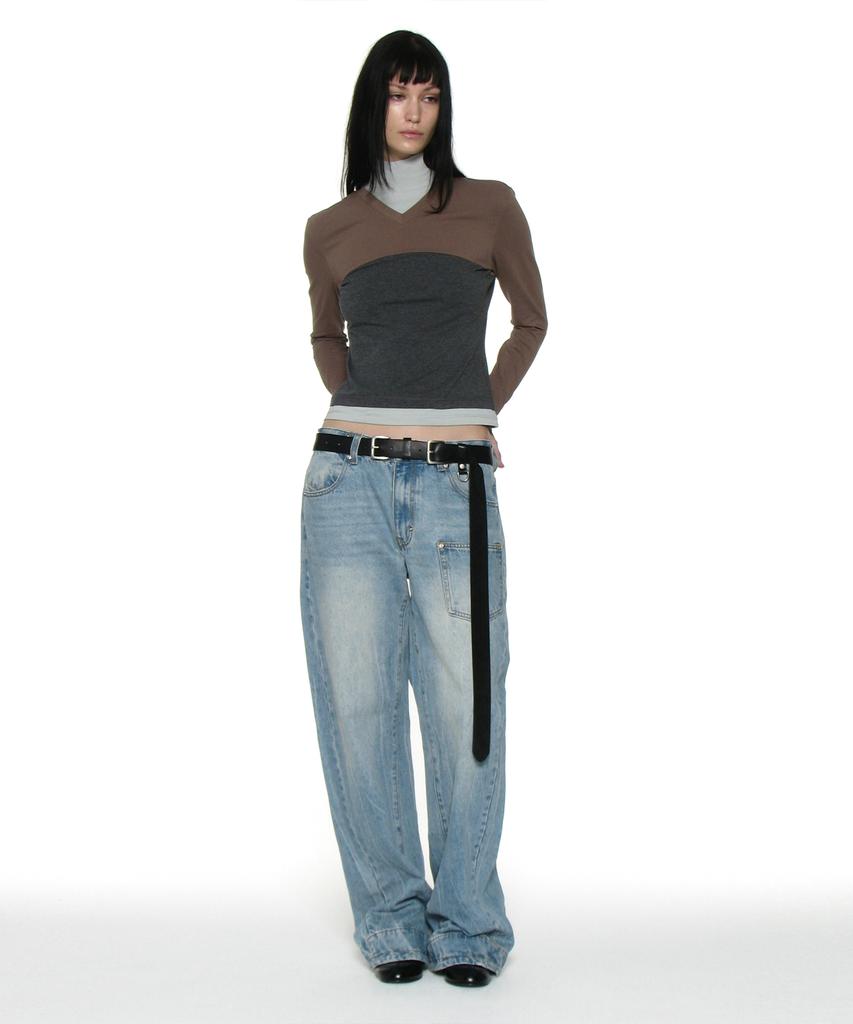 PARTIMENTO WOMEN Colorblock V-Neck Layered High-Neck Tee_Dusty Mint