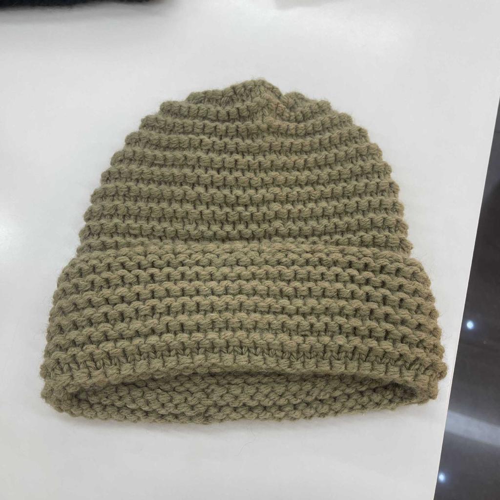 2024 осень-зима легкая вязаная шапка, толстая шерсть, маленькое лицо, повседневная универсальная теплая защита для ушей, однотонная шерстяная шапка