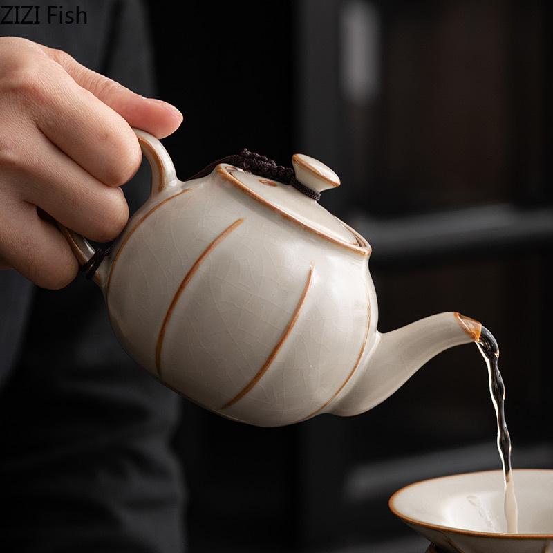 Китайский чайный сервиз кунг-фу, креативный керамический маленький чайник, офисный чайник с фильтром пуэр, простые аксессуары для домашней чайной церемонии