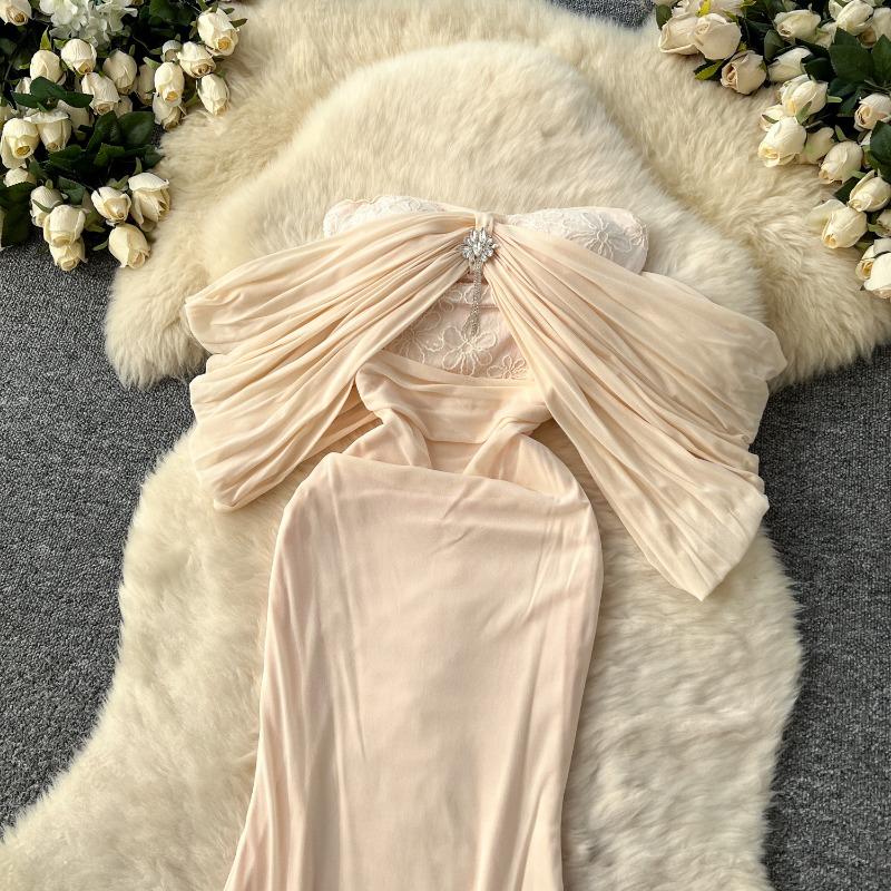 Женское элегантное платье-сетка с пайетками и вышивкой, приталенное, с талией