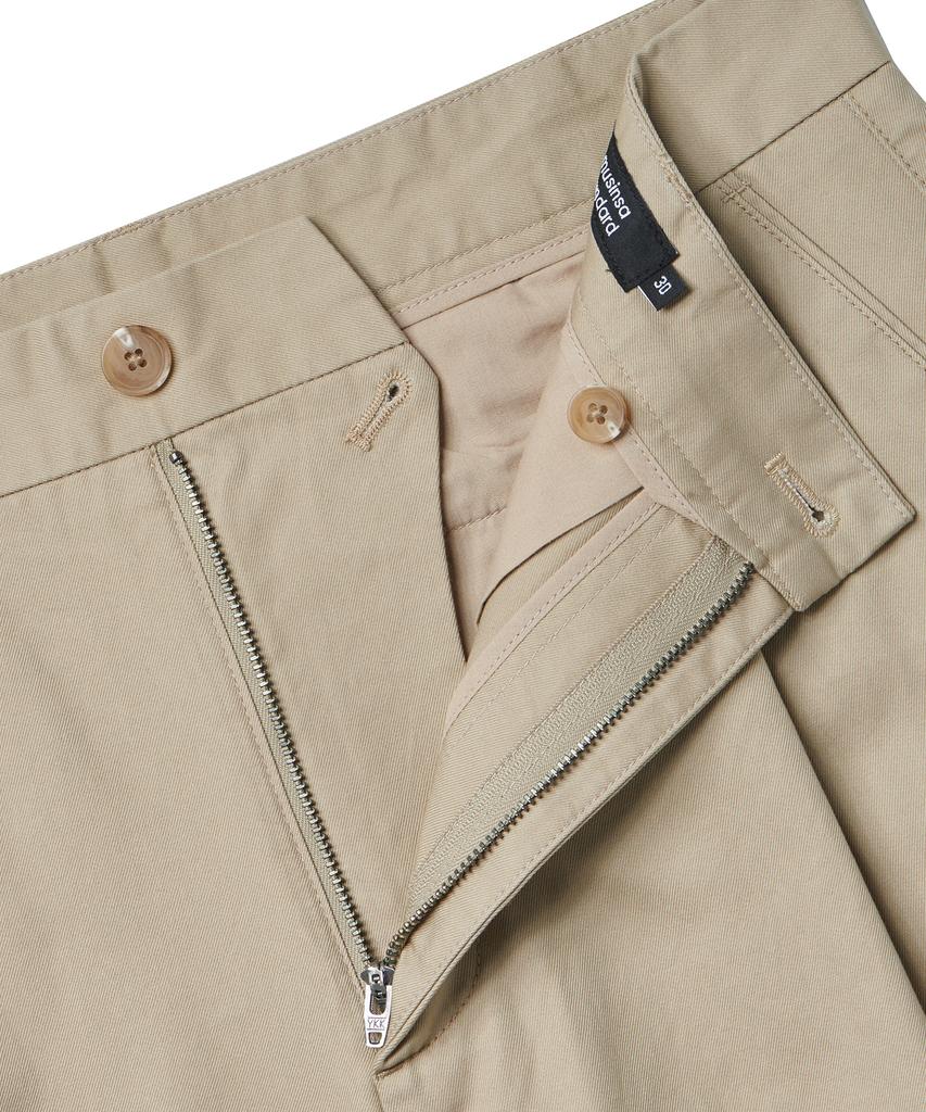 MUSINSA STANDARD Cotton Wide Bermuda Shorts [Beige]