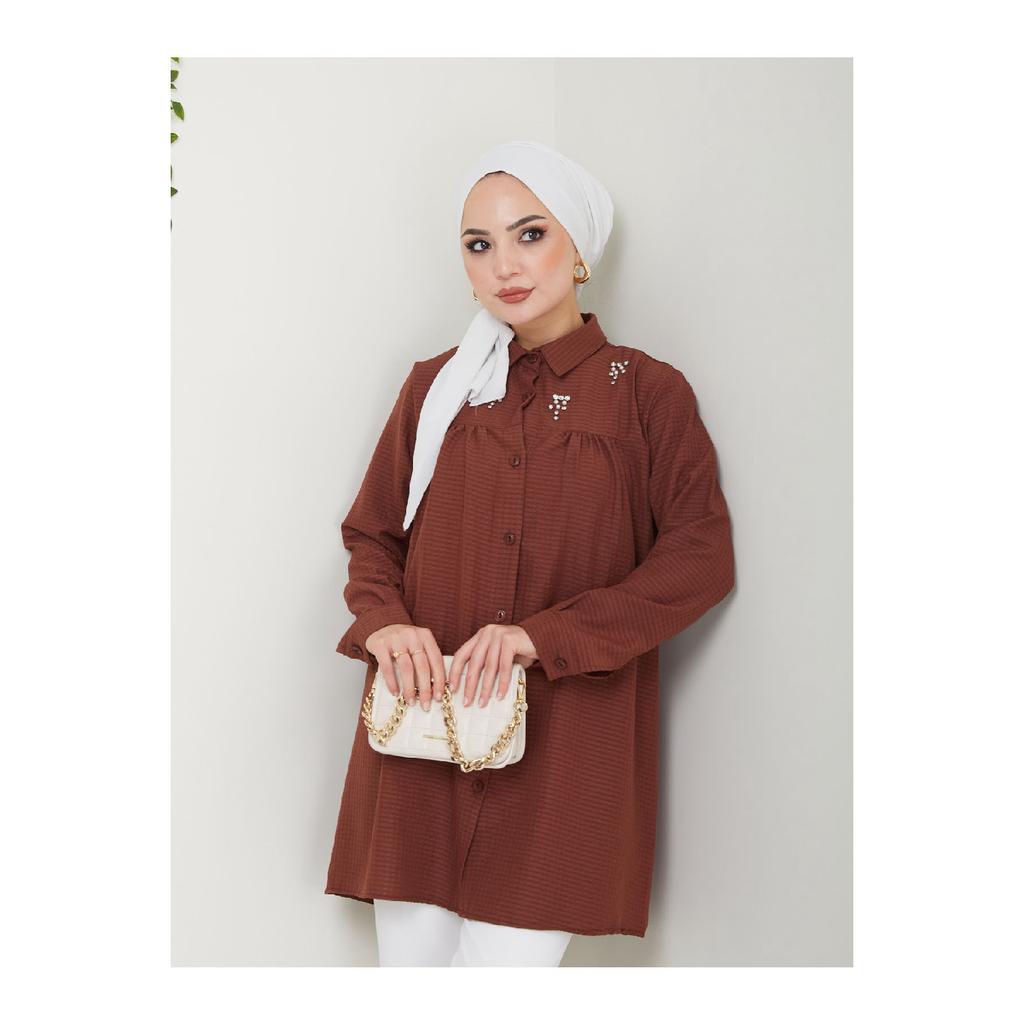 Женская туника в хиджабе с воротником рубашки