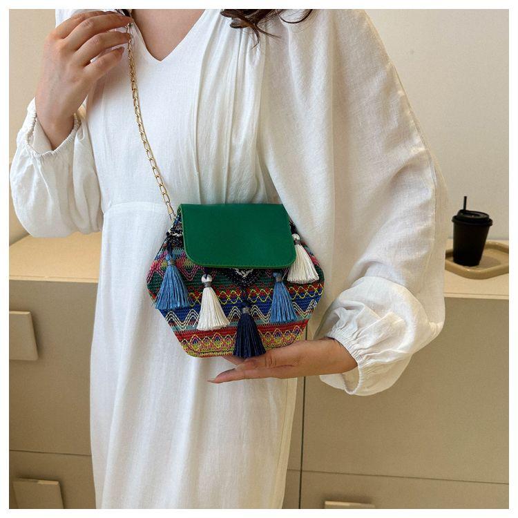 Ethnic Style Small Bag for Women Summer Chain Crossbody Bag Stylish Casual Tassel Fashion Small Square Bag