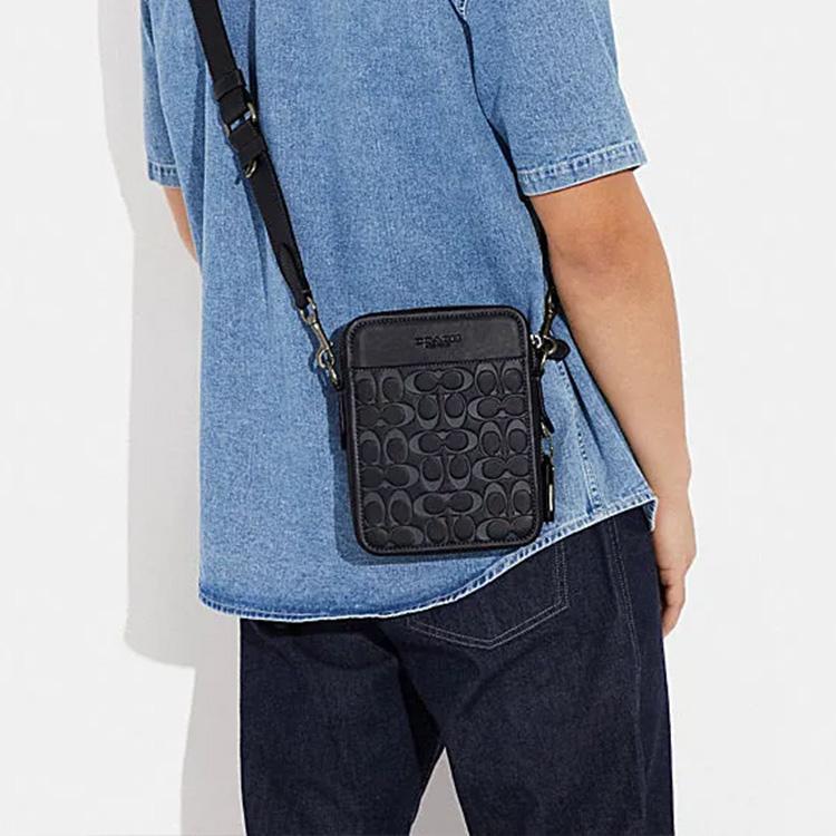 Coach Sullivan 16 Embossed Logo Classic Monogram Multi-Functional Pocket Zipper Closure Leather Shoulder Crossbody Bag Small Men Bags CJ670-QBVRN