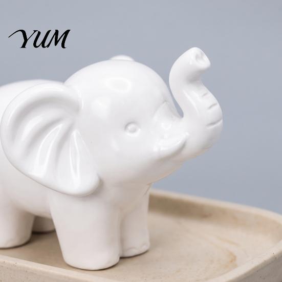 Decorative Resin Crafts for Desk Mini Elephant Figurine, Good Luck Statue Tabletop Decor, Minimalist Room Decor Accessories Small Ornament Home Office