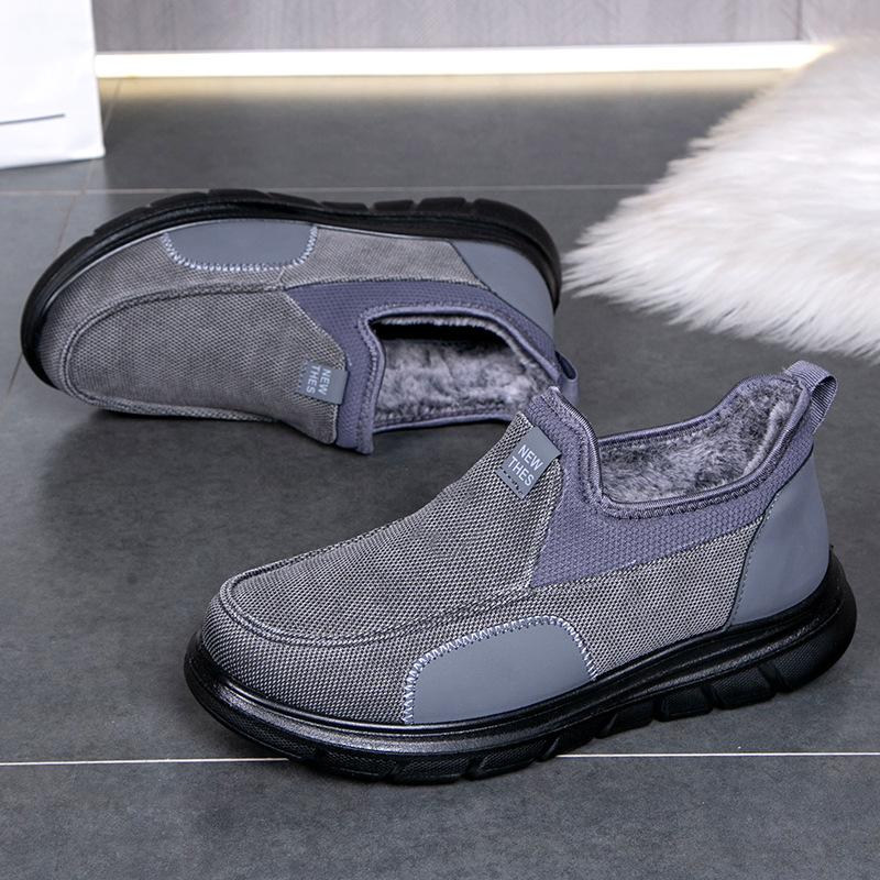 Winter New Men's Fleece Shoes Versatile Soft Soles Lightweight Non-slip Cloth Shoes Casual Thickened Warm Men's Cotton Shoes