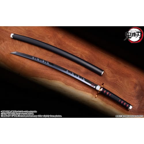 TAMASHII NATIONS ПРОПЛИКА Убийца Демонов: Меч Кимэцу-но Яиба Ничирин (Танджиро Камадо) Кёдзюро Рэнгоку Цуба Вер. приблизительно. 880мм АБС и литой под давлением крашеный