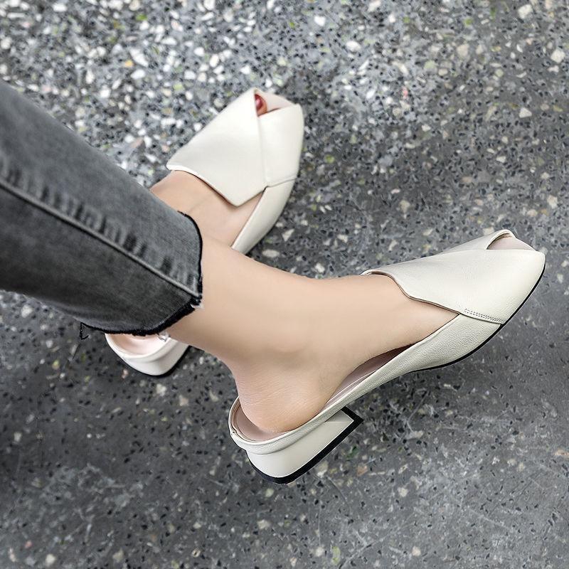 Leather Yellow Sandals and Slippers Women Summer Open-toed Flat Fish Mouth Fashion All-match Thick Heel Half Slippers