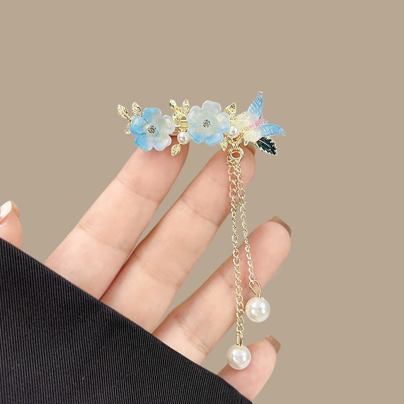 2pcs Opalescent Blue Flower Butterfly Hair Clips Chains Pearl Tassels Ethereal Fairycore Accents Hanfu Weddings Dreamy Romantic