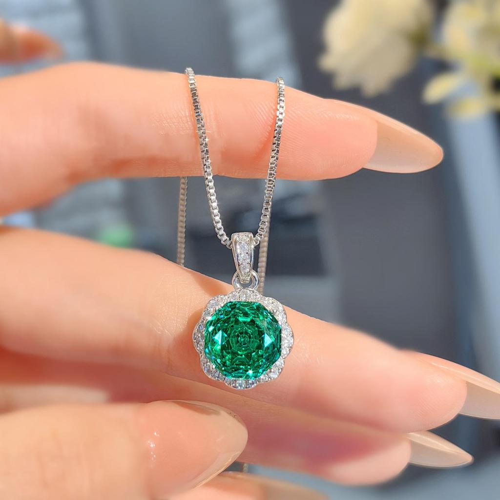 Elegant Blue Tanzanite Octagonal Pendant Set with Rose Cut Diamonds and Stud Earrings for Women