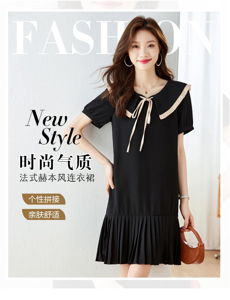 Age reducing doll collar A-line pleated black dress