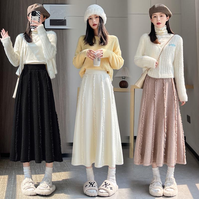 Женская осенне-зимняя белая шерстяная миди-юбка: Завышенная талия, А-силуэт с кисточками