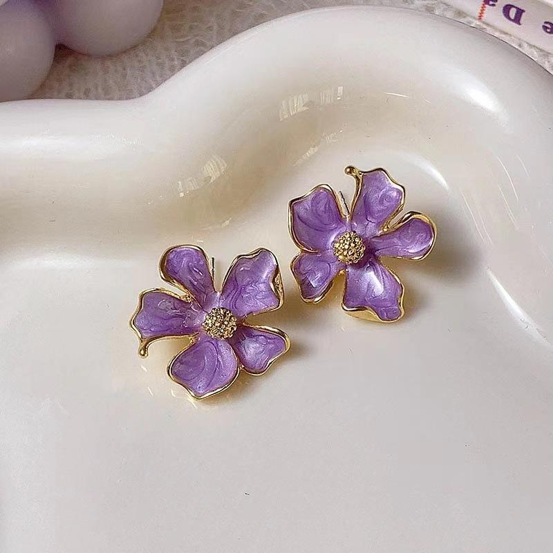 New Purple Flower Stud Earrings for Women Personality Unique Girl Friend Christmas Ear Wedding Jewelry