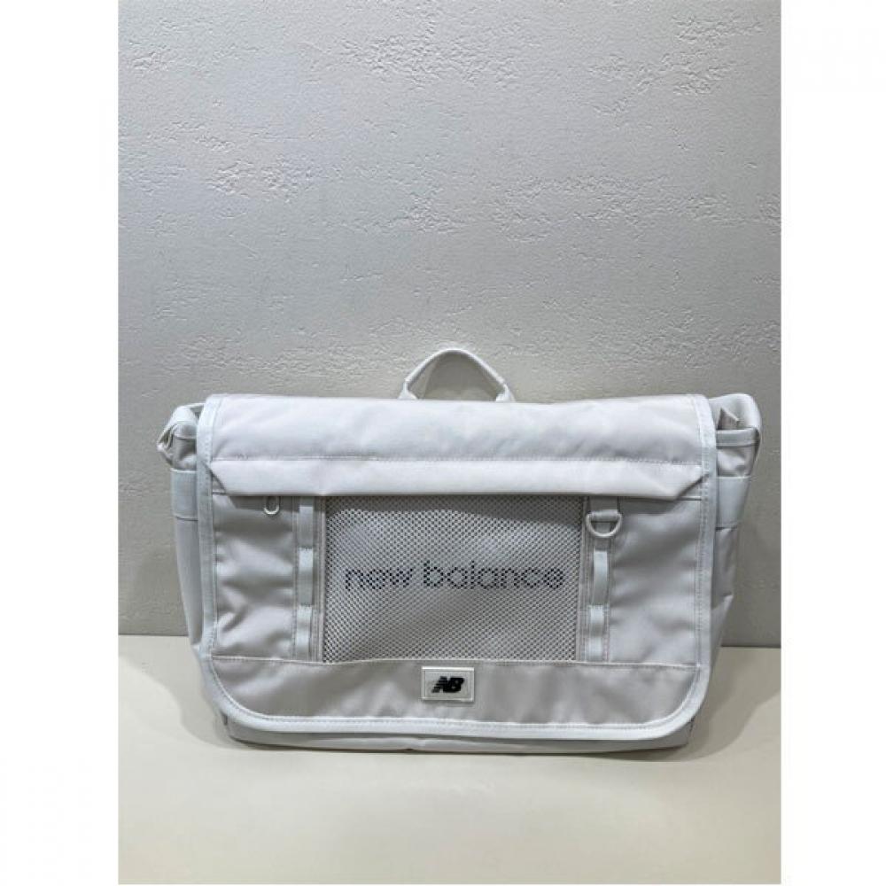 New Balance 3d Messenger Bag Nbgcfss201 Cream