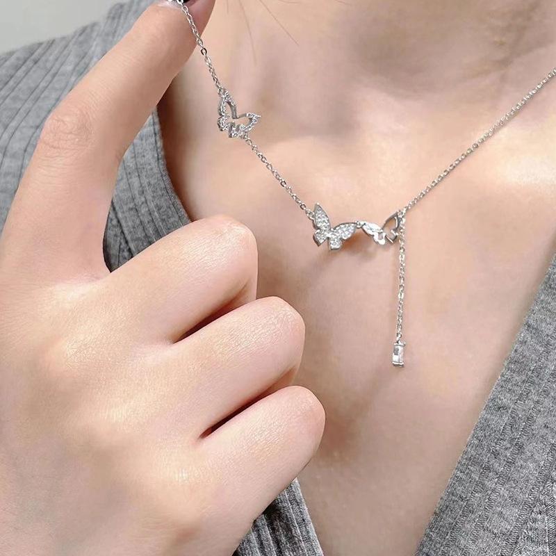 Shiny Butterfly Tassel Necklace Ladies Exquisite Elegant Clavicle Chain Simple Temperament Jewelry Accessories For Ladies Gift