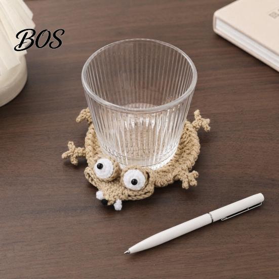 Scratch Resistant Coaster Handmade Crochet Squirrel Coaster, Funny Frog Duck Stress Relief Cup Mat, Cute Animal Drink for Desk Fun Kitchen Accessories