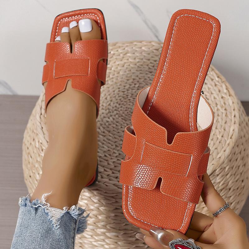 Summer Slippers Women Flat Luxury Outdoor Beach Flip Flops Female Sandals Trend Design Slides Shoes for Woman