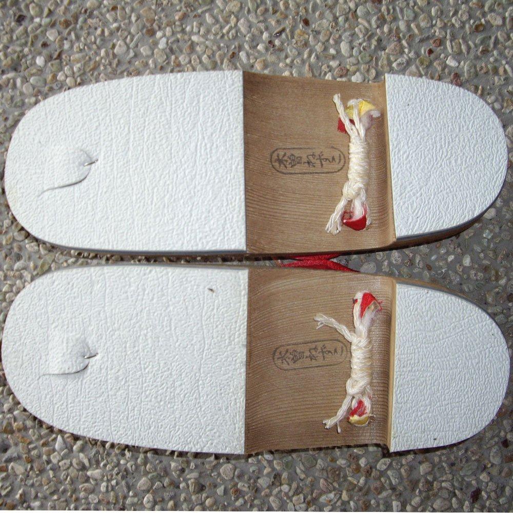 Craftsmen Connect 300 Years of Tradition Nezuko Traditional Crafts Made In Japan [Kiso Geta] Women's (striped Barley)