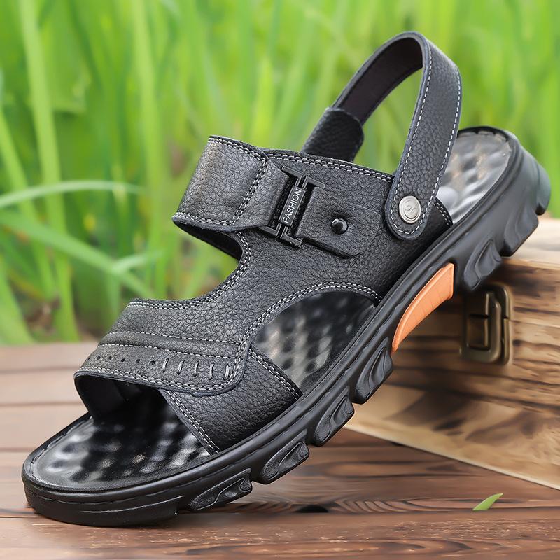 Сандалии из коровьей кожи первого слоя летние новые мужские на платформе нескользящая обувь для вождения для среднего возраста крутые шлепанцы 2025