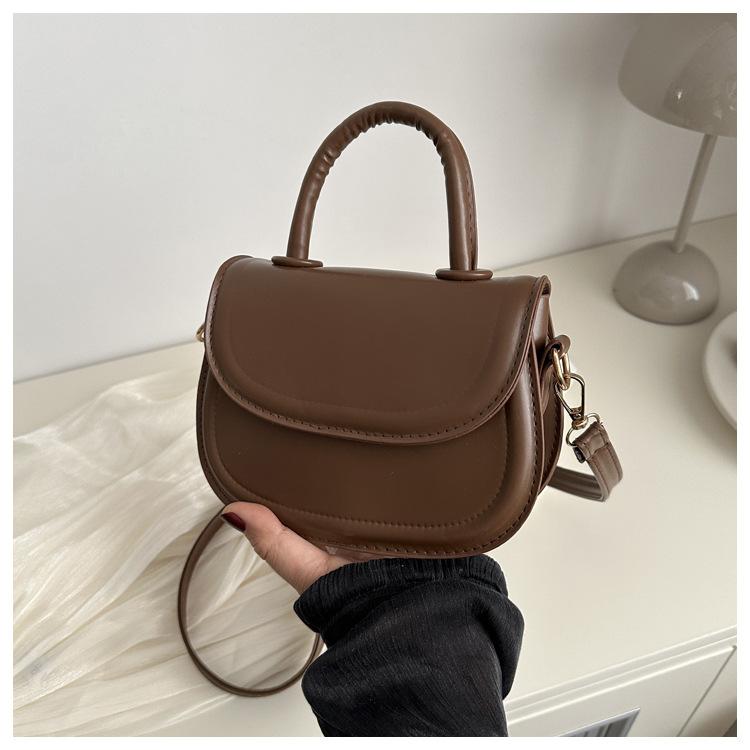 This Year, the Popular Small Bag Women's 2024 Spring and Summer New Trendy Solid Color Messenger Bag Foreign Fashion Handbag Saddle Bag