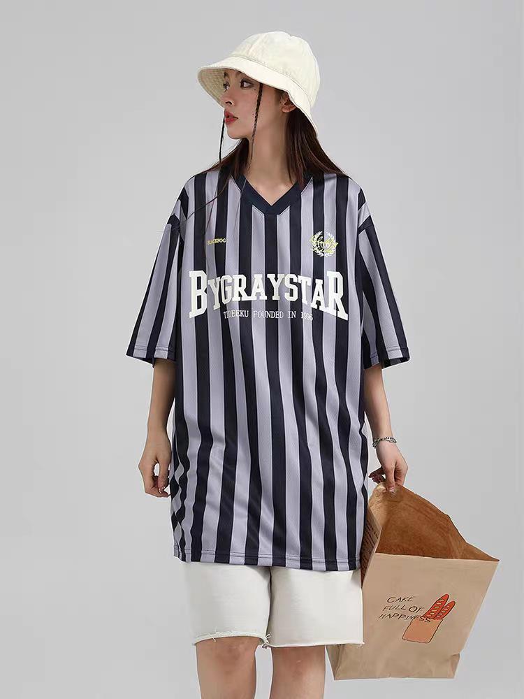 Унисекс Уличный Спорт Футболка с V-образным вырезом и вертикальной полоской