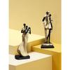 Стильные золотисто-черные статуи романтической пары из смолы для домашнего декора (Упаковка из 2 шт., черный и золотой)