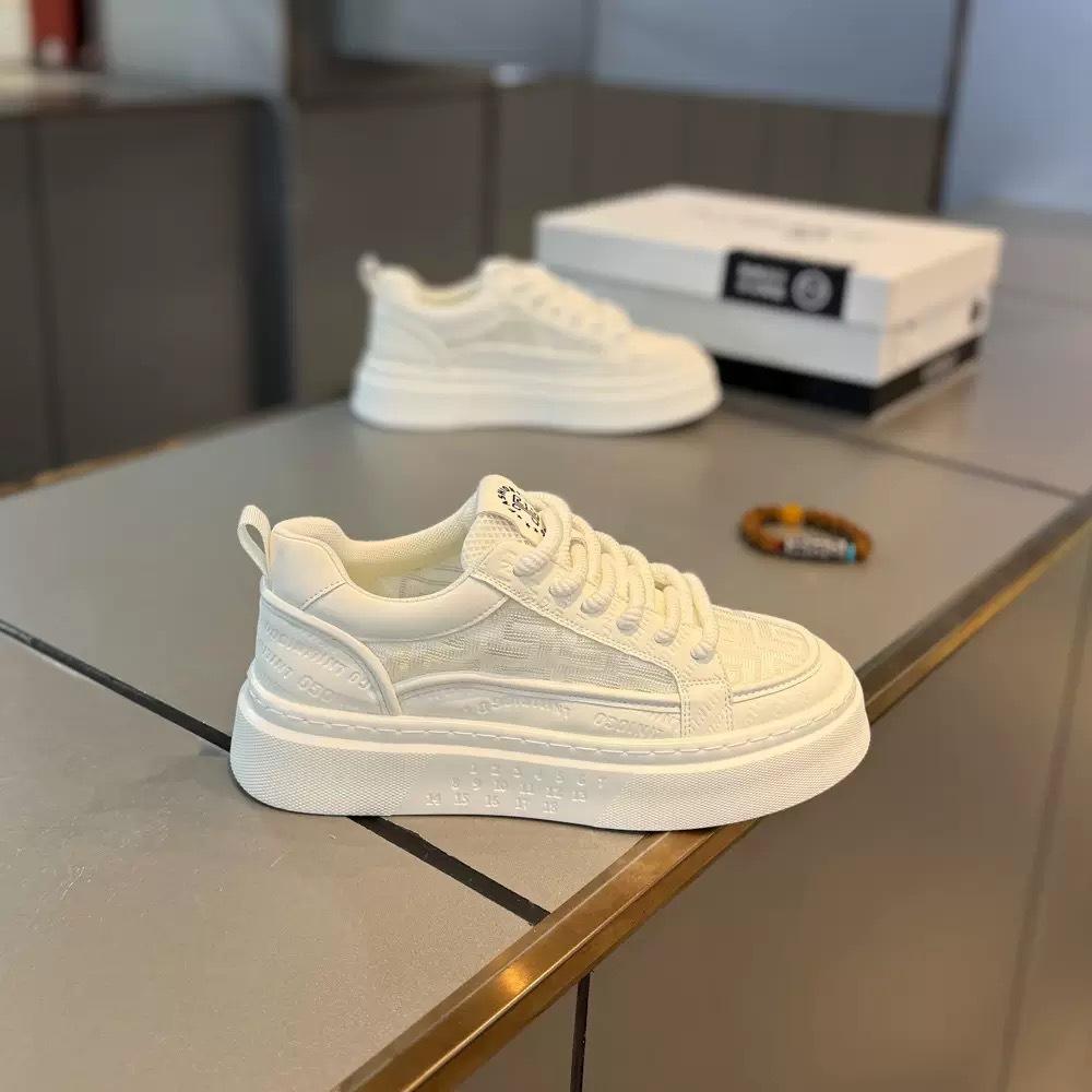 2025 лето новая доска обувь мужская повседневная универсальная белая обувь молодежная спортивная для ходьбы повседневная мужская обувь