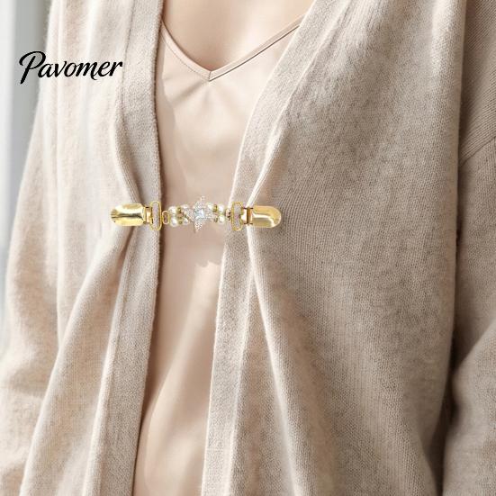 Elegant Scarf Clasp 2Pcs Vintage Sweater Clips for Women Girls, Retro Faux Pearl And Rhinestones Cardigan Clips, Collar Pin Dresses Shawls, Adjustable