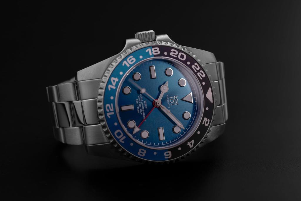 НОВАЯ модель АВТОМАТИЧЕСКИЕ ЧАСЫ Hyakuichi GMT Механические часы GMT Японский механизм Вращающийся безель Водонепроницаемость 20 АТМ Часы мирового времени Левая стрелка Левая заводная головка