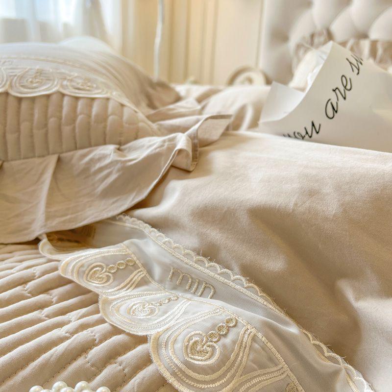 Хлопковый комплект постельного белья 2025 G5Z French Sweetheart - 4 предмета с простыней на резинке и покрывалом