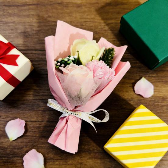 Букет из стабилизированных цветов для женщин, букет из искусственных вечных роз для Дня святого Валентина, Дня матери, Рождества, подарки на день рождения