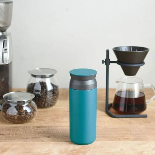 KINTO Travel Tumbler, 500ml, Black, Double-Layer Vacuum Wall, Insulates Hot and Cold Drinks, 20946