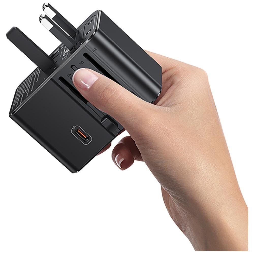 USAMS Travel Adapter CC310 3xUSB-C 70W 4in1 US/AU/EU/UK Black