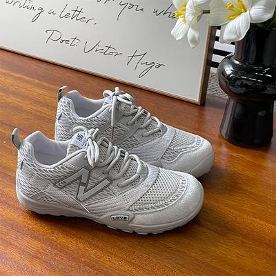 Сетчатые дышащие кроссовки Forrest Gump женские 2025 лето новая мода на мягкой подошве маленькие белые туфли универсальные спортивные и для отдыха нравственного воспитания