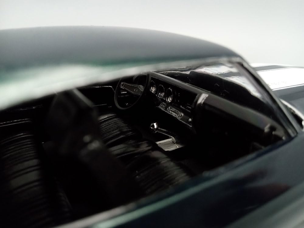 AMT Масштаб 1970 Chevy Chevelle SS Джон Уик Пластиковая Модель 1/25 (AMT1453)