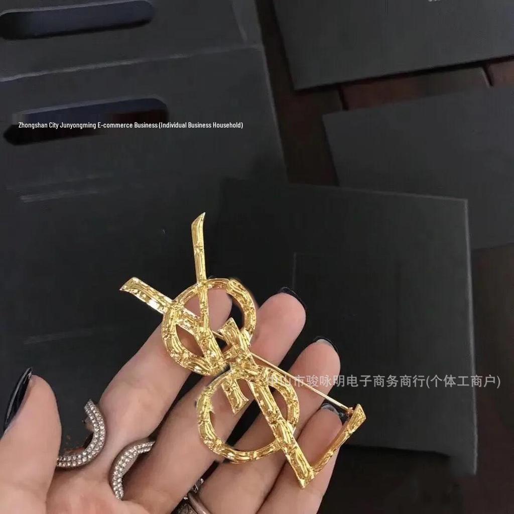 YS Ретро Брошь с бамбуковым суставом: Стильный женский модный аксессуар с оригинальным дизайном и стальным клеймом.