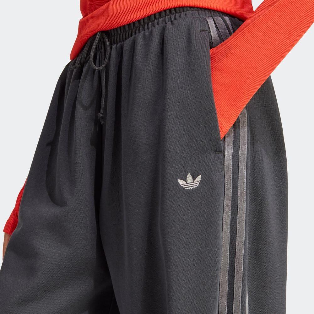adidas Женские джоггеры Originals с вышитым логотипом трилистника, углеродно-черные IP7140