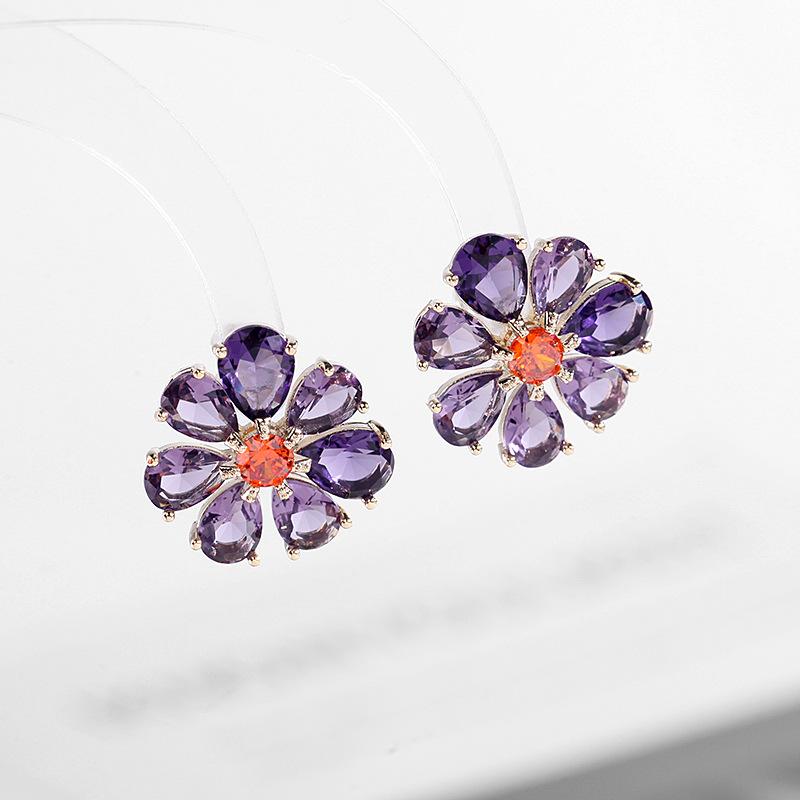 Новые серебряные серьги-гвоздики с микроинкрустацией из фиолетового циркония в форме цветка, свежие темпераментные серьги-гвоздики в стиле Мори.
