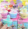 Семейный вращающийся бамперный автомобиль Sanrio Блайндбокс: Игрушка Куроми и Хелло Китти