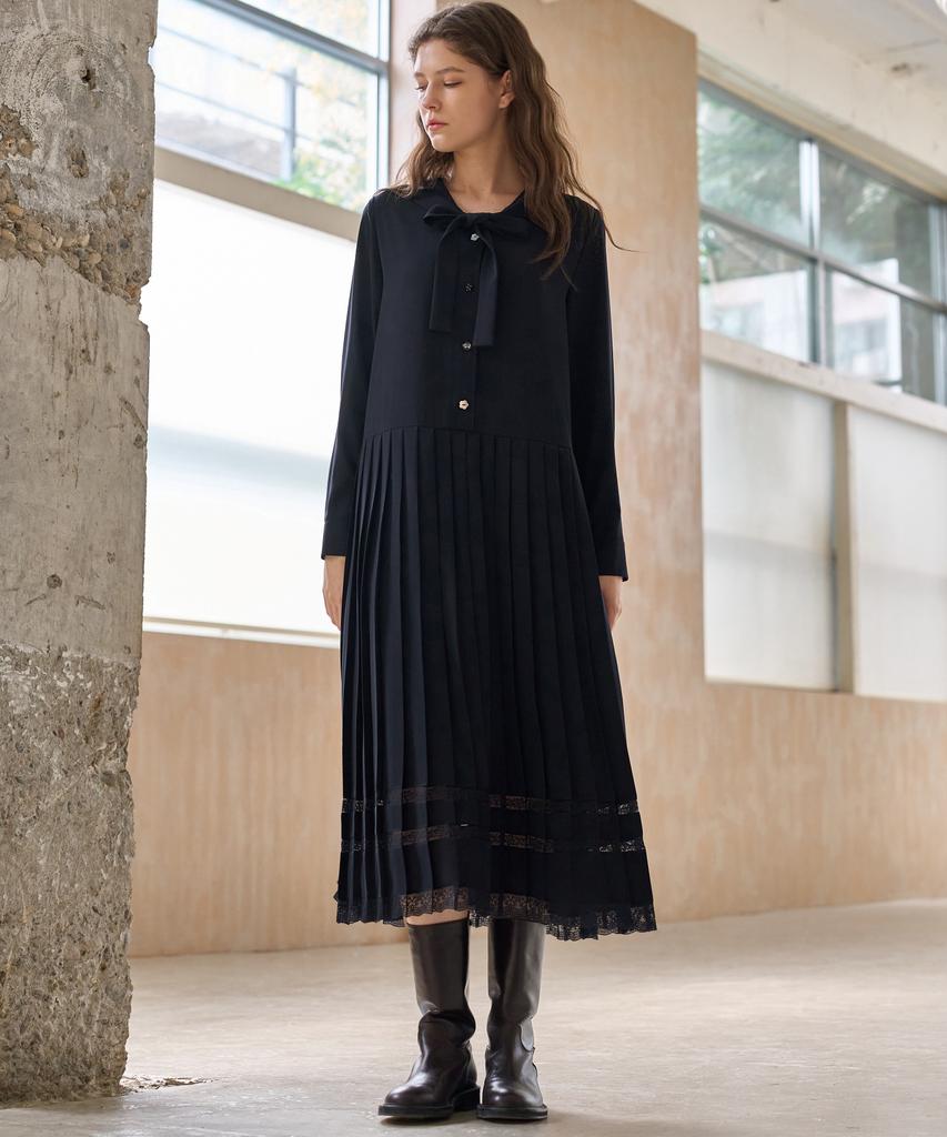 MITTE Sailor Ribbon Lace Pleats Dress_Navy