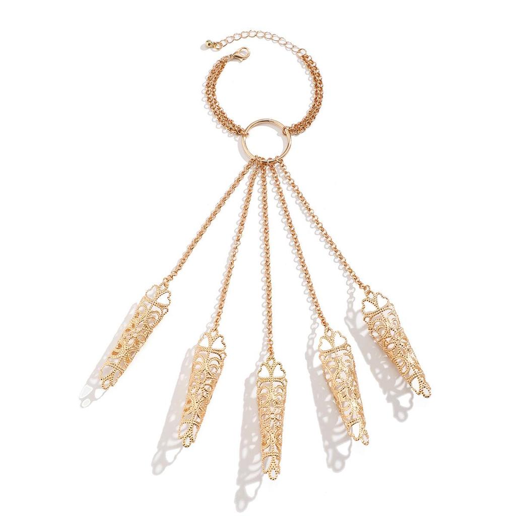 European & American Gothic Halloween Ghost Finger Bracelet with Punk Cone Nail Chain Ring