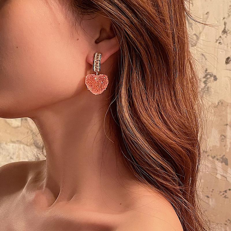 Новое поступление, модные милые висячие серьги с розовым сердцем для женщин, модные милые ювелирные изделия с кристаллами, подарки для девочек