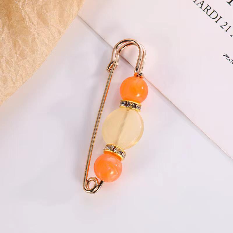 Стильная булавка для пояса с декоративными бусинами для женщин - Надежно фиксирует одежду и предотвращает оголение