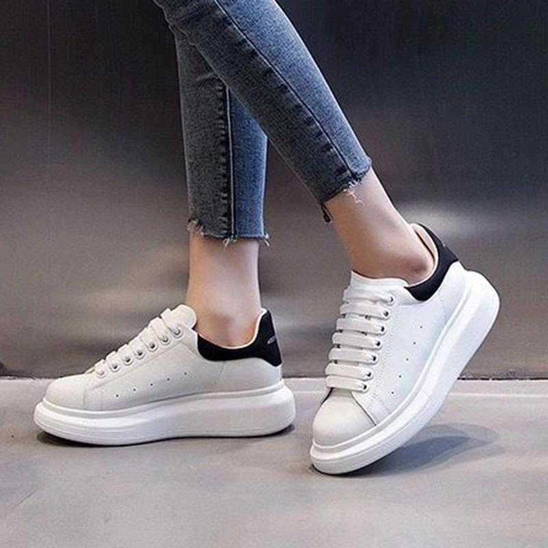 Обувь женская Сотни летних белых туфель Сотни туфель на толстой подошве Модели для пар студентов Мужские и женские туфли для сноуборда