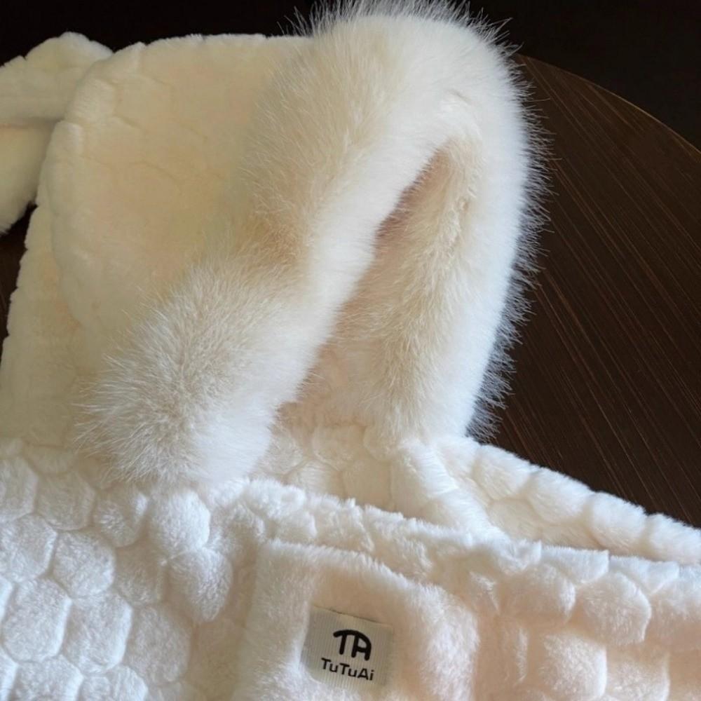 Plush Hooded Hat Scarf Set Thicken Lei Feng Hat Kawaii Fluffy Bomber Hats  For Cold Weather