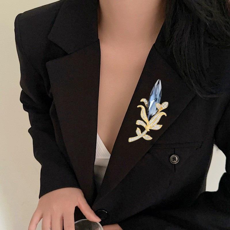 Badge Luxury High-End Simple Blue Crystal Brooch Men'S And Women'S High-End Suit Corsage Zircon Pin